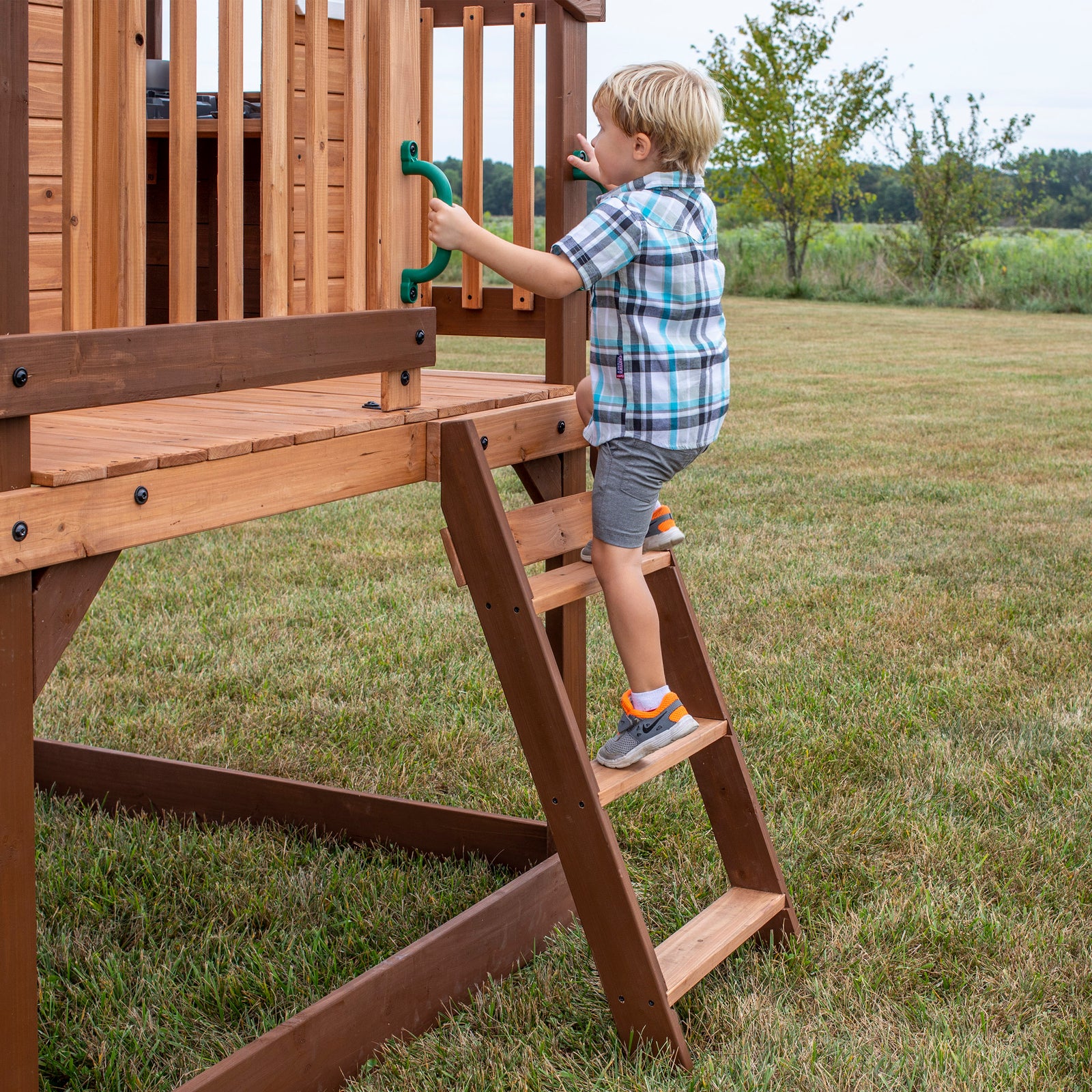 Echo Heights Playhouse — manufacturer photo 7