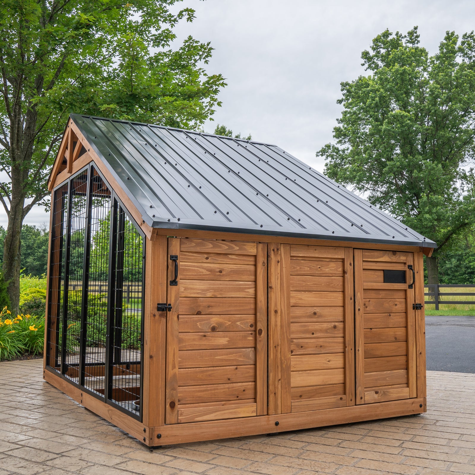 Animal Enclosure — manufacturer photo 15