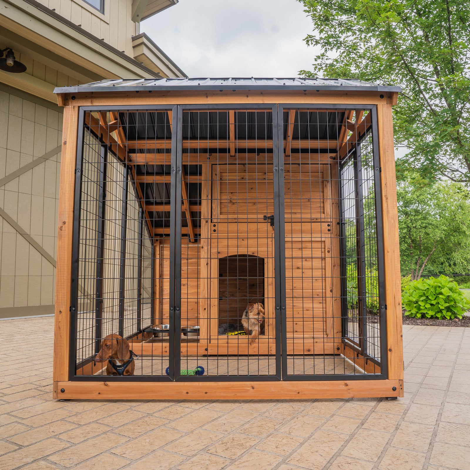 Animal Enclosure — manufacturer photo 14
