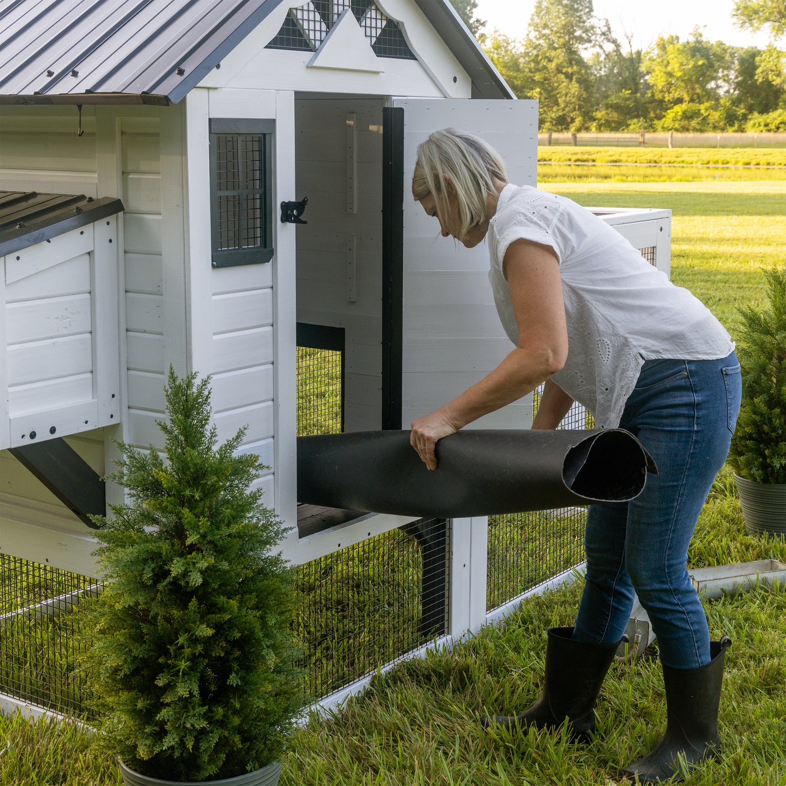 Sweetwater Chicken Coop — manufacturer photo 12