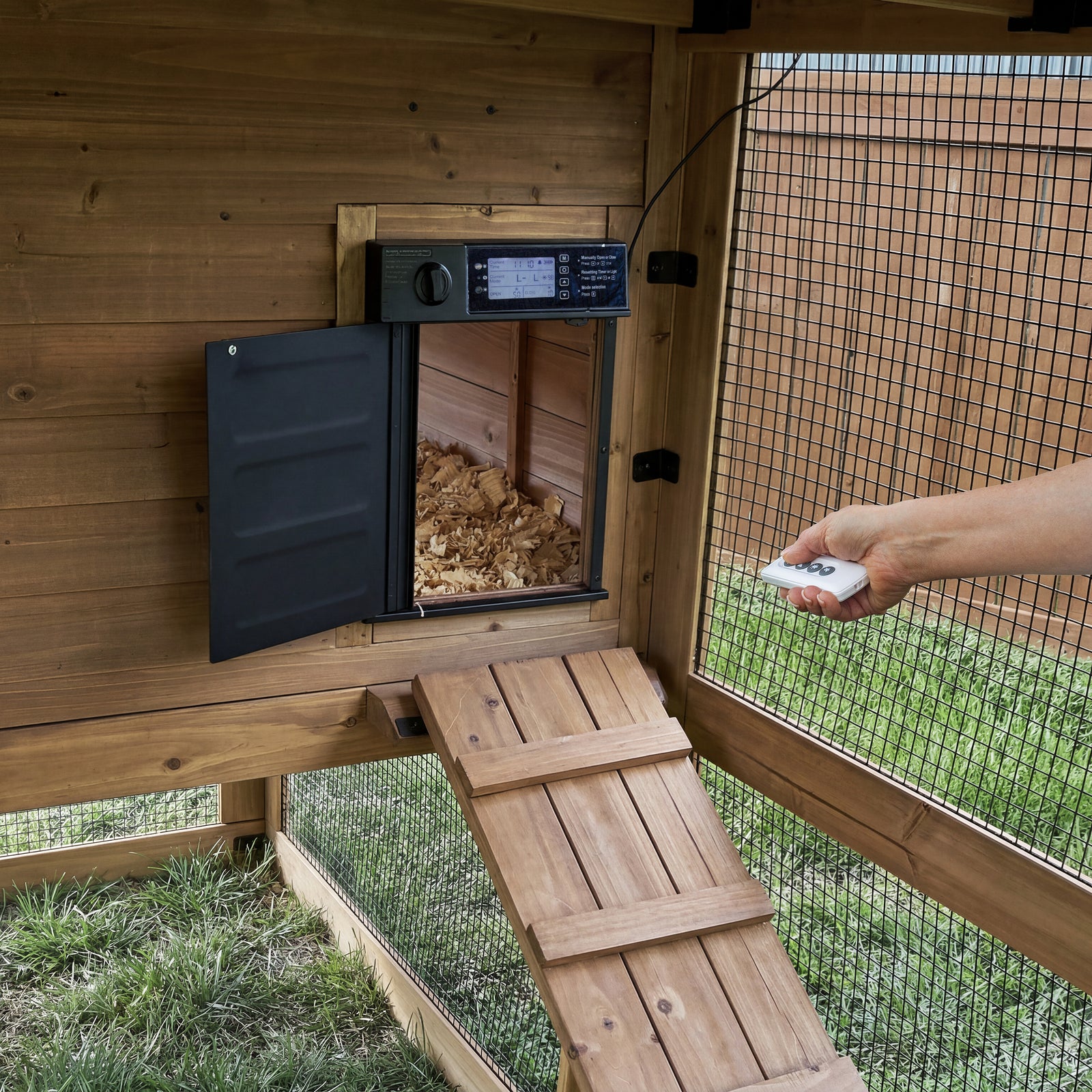 Rustic Roots Chicken Coop — manufacturer photo 5