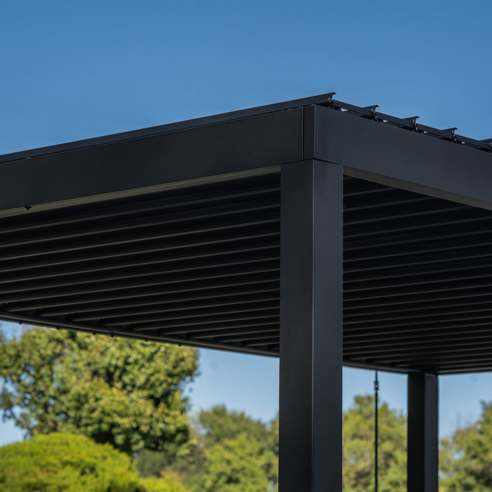 12x10 Sarasota Steel Louvered Pergola — manufacturer image 10